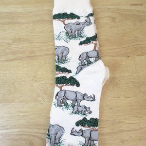 NWT! For Bare Feet Originals Unisex Socks White w/ Rhinos Gaston, Tufts 9-11 USA